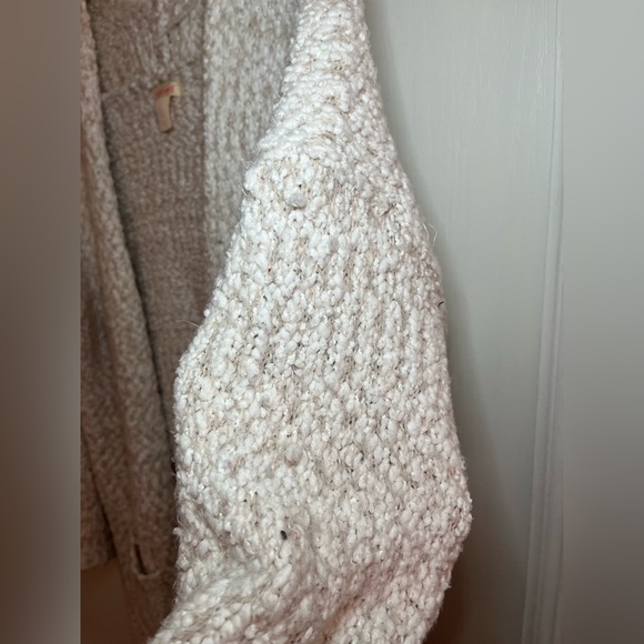 For Thee. White/Cream Cardigan. Size large. - Picture 5 of 6